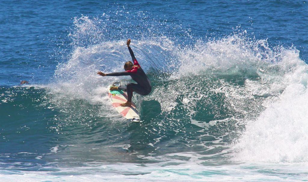 Chill In Ericeira Surf House Albergue Exterior foto